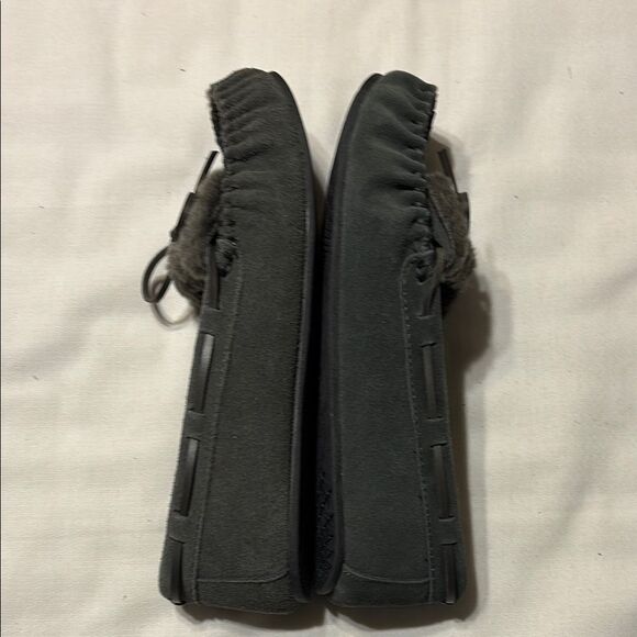 Gray Moccasins with Faux Fur Lining - Picture 5 of 6